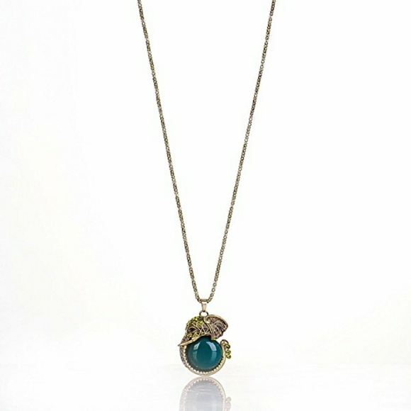 ❤Nwt Stunning Bronze Gem Peacock elephant Necklace - Picture 2 of 4